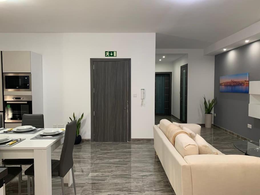 Spacious And Charming In Mgarr - 1 * L-Imgarr